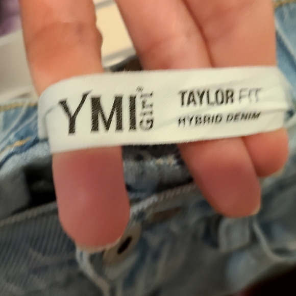 Prewashed jeans - Picture 3 of 3